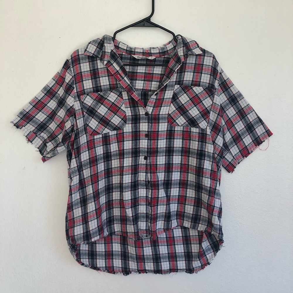 Plaid flannel cut off shirt